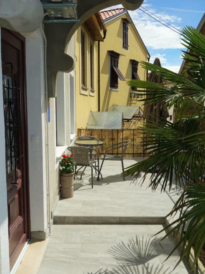Apartments Vincent Kastav Exterior foto
